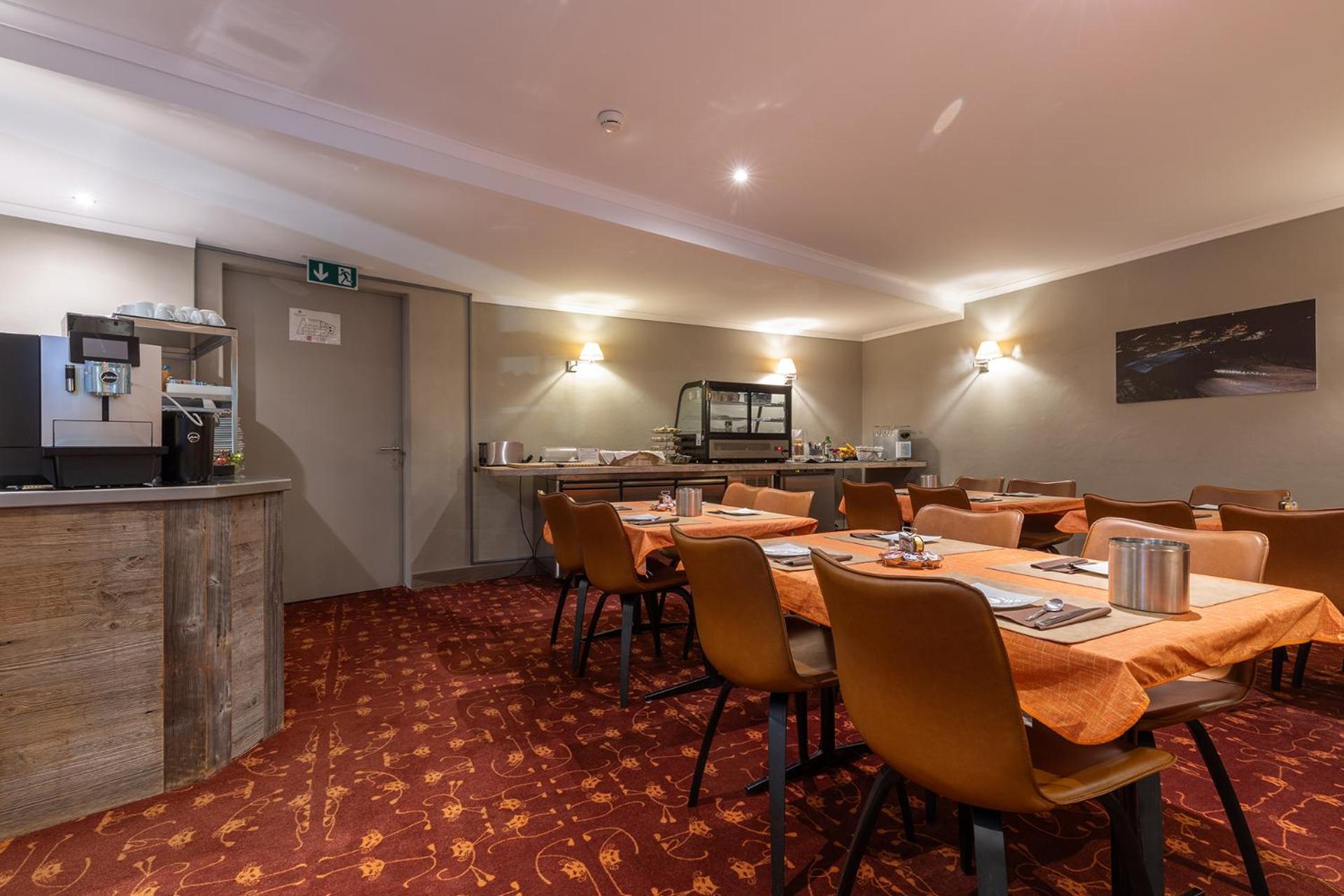 Hotel Central, Spa & Lounge Bar Crans-Montana Exterior photo
